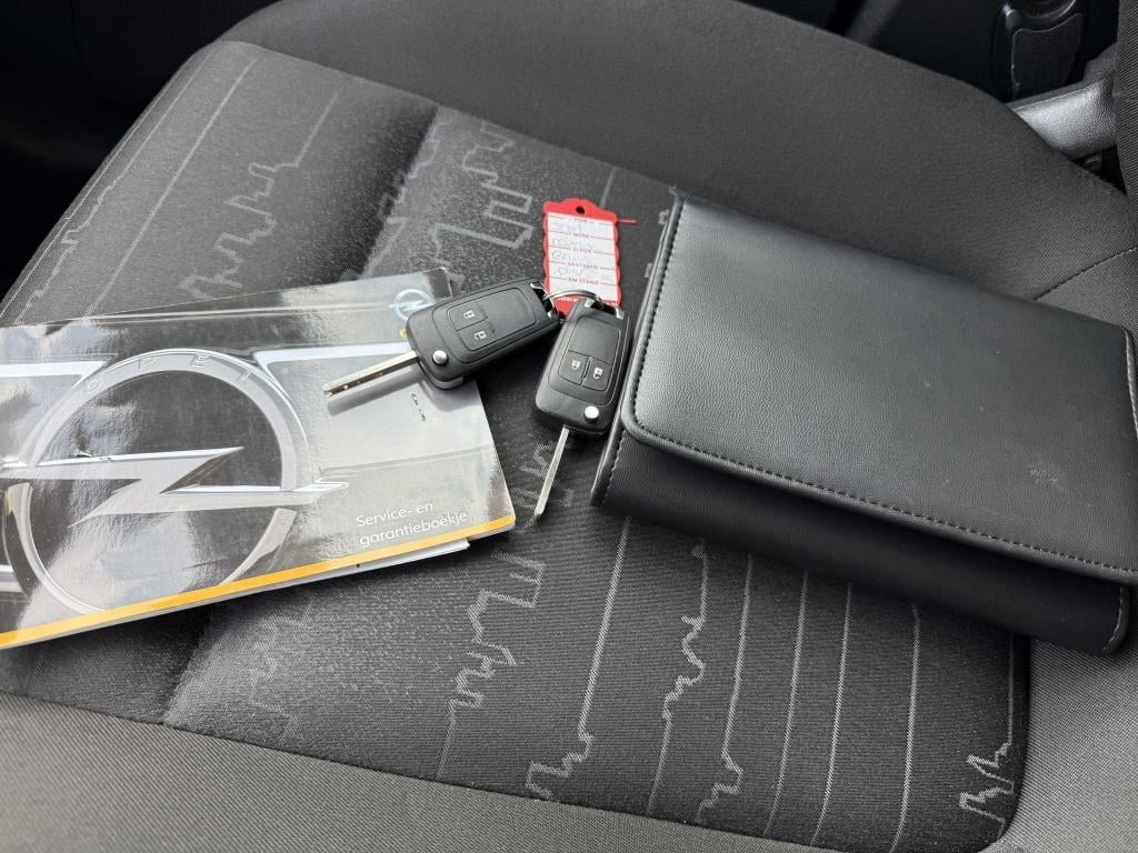 Opel Meriva 1.4 turbo cosmo - 69.000km - luxe uitvoering! -