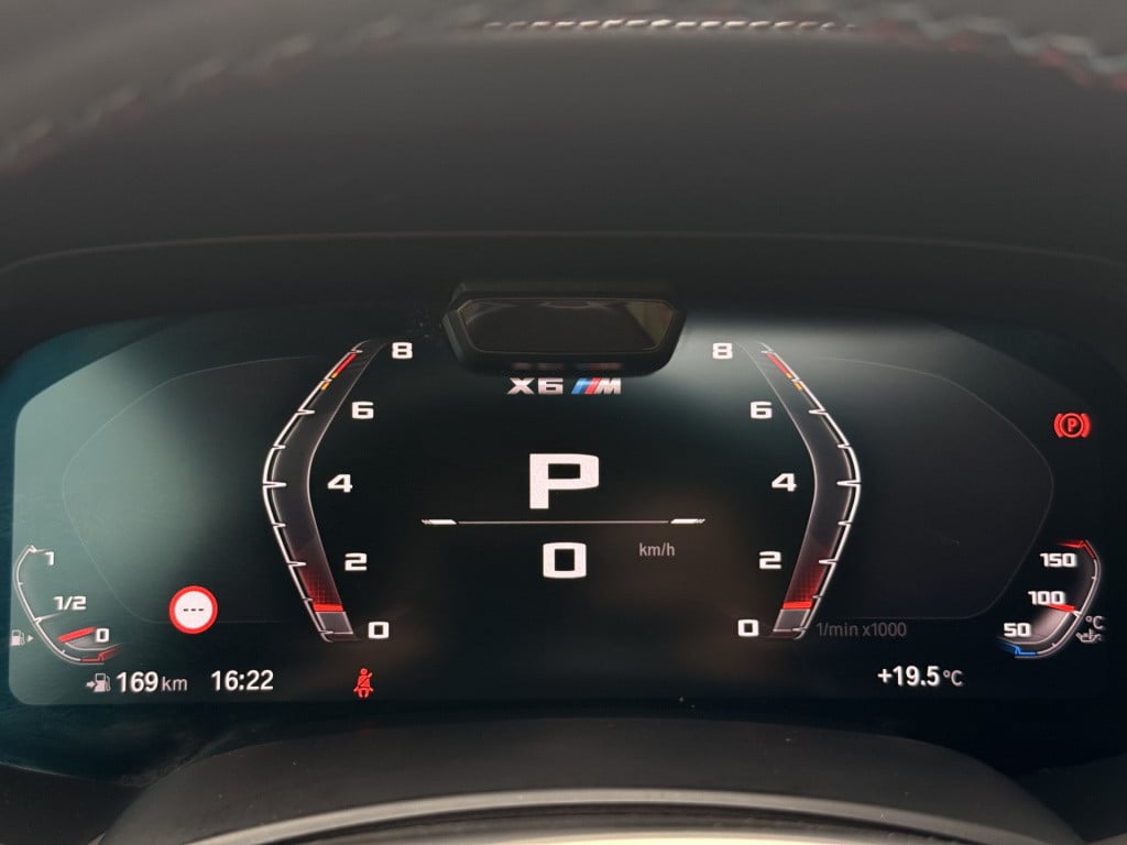 BMW X6 m competition | btw | pano | softclose | 360 camera | harman kardon 