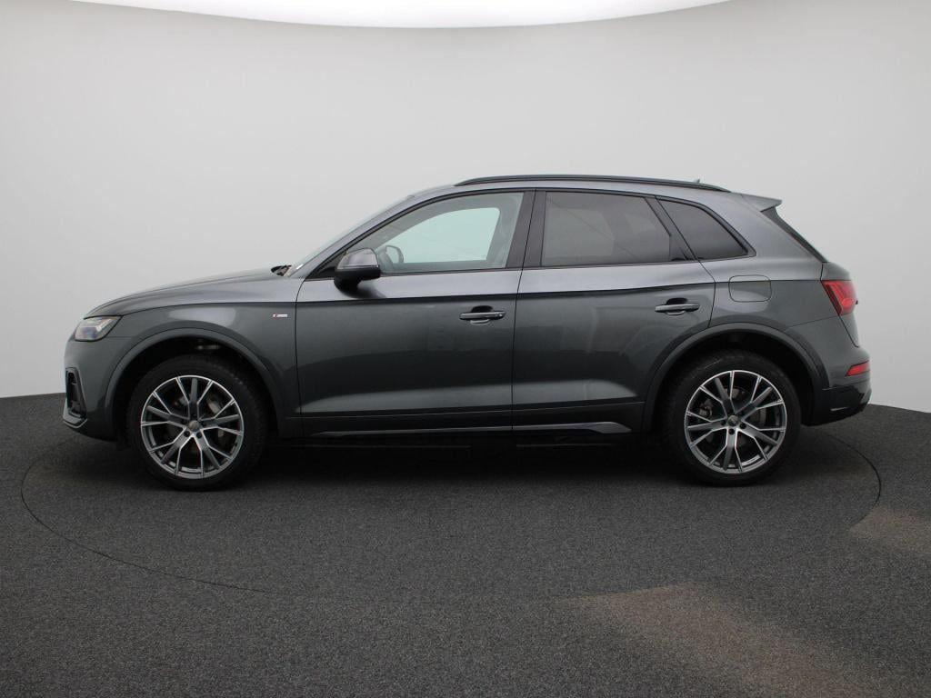 Audi Q5 50 tfsi e s edition | s-line | vlak stuur | automaat | lmv | half l
