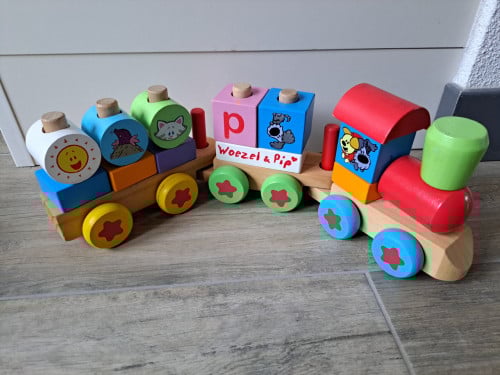 Houten Woezel en Pip trein