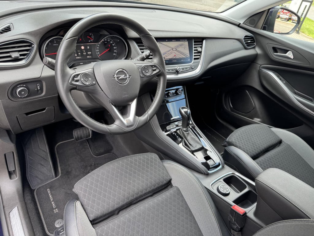 Opel Grandland X 1.2 turbo ultimate automaat | comfortstoelen | navigatie f