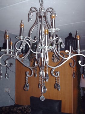 Te koop ;Kroonluchter."""