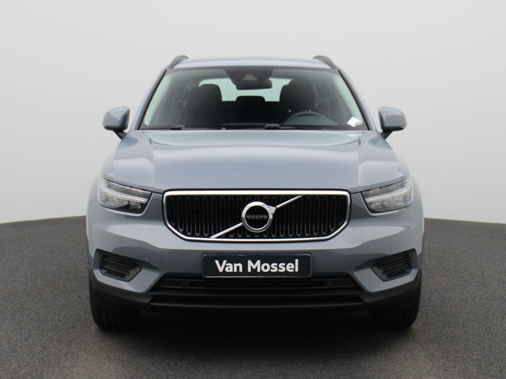 Volvo XC40 1.5 t3 momentum | automaat | lmv | navigatie | virtual cockpit |