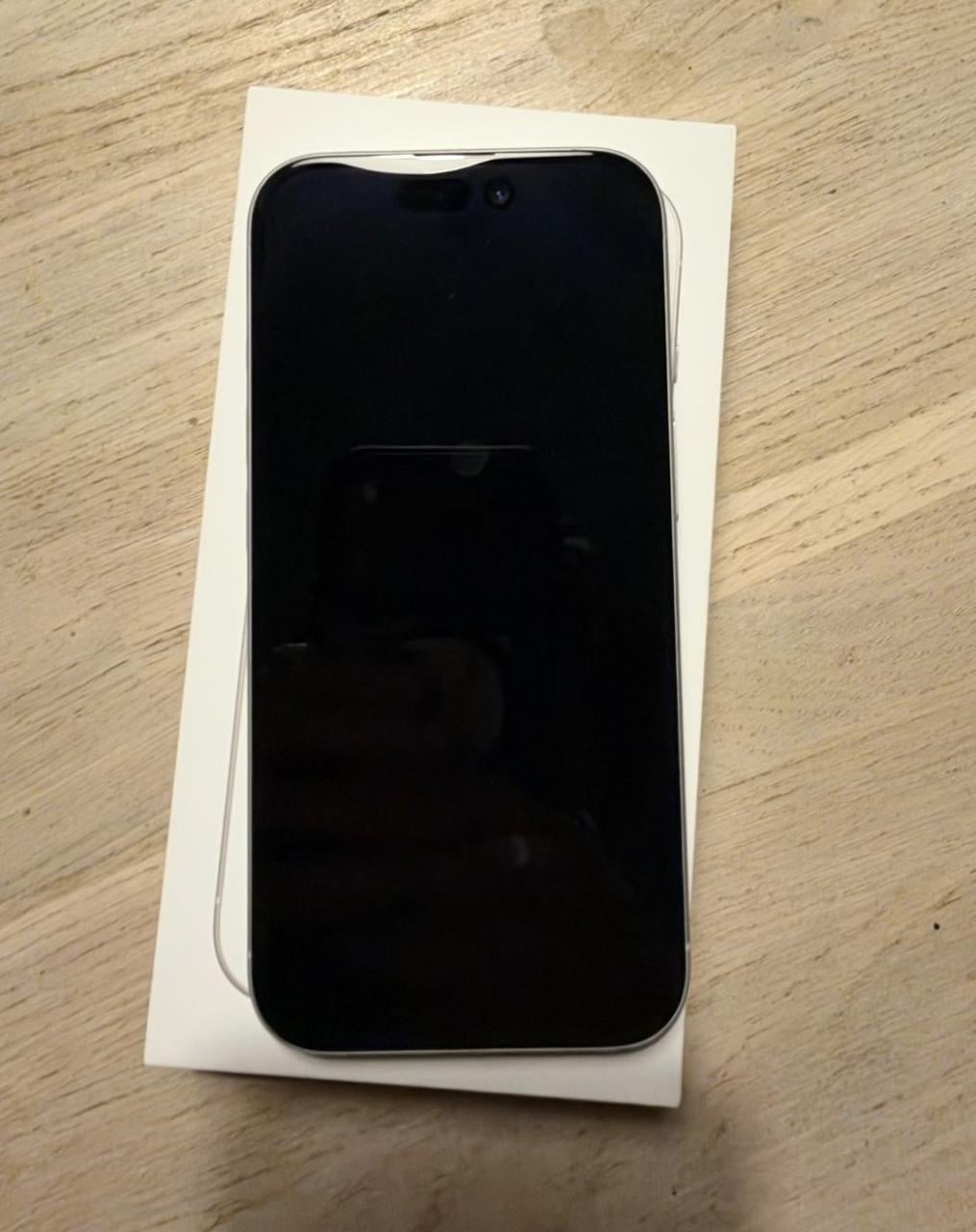 Iphone 16, Wit (Koopje)