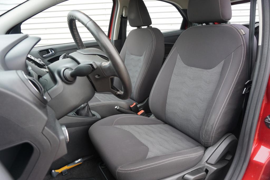 Ford KA ka+ 1.2 trend ultimate airco / cruise / parkeers. / bt / trekhaak /