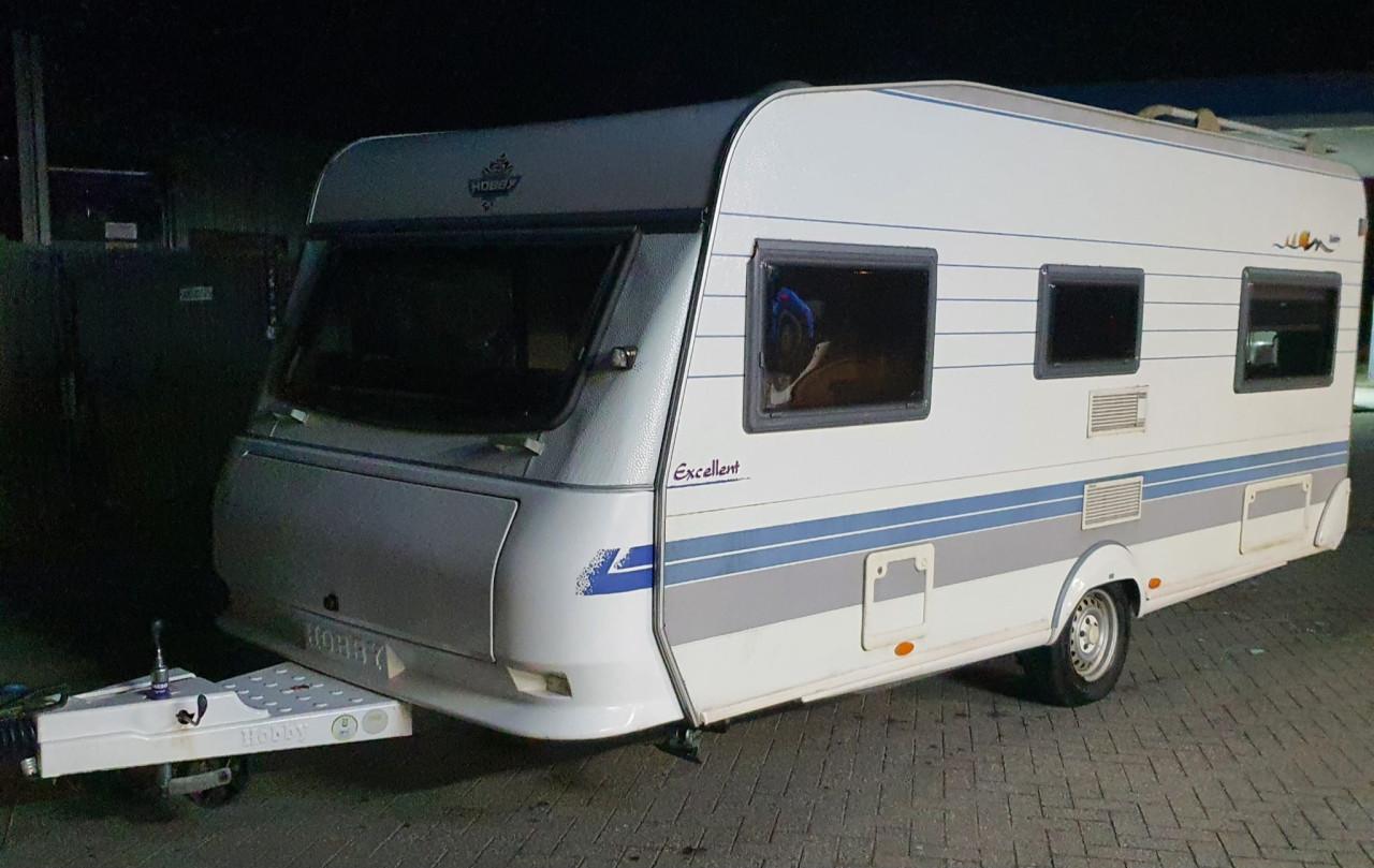 Hobby 495 met voortent