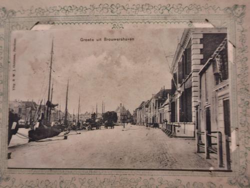 Oude aansichtkaarten Schouwen
