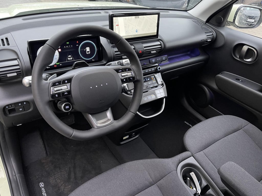 Hyundai Inster evolve 49 kwh winter + technology pack direct beschikbaar!
