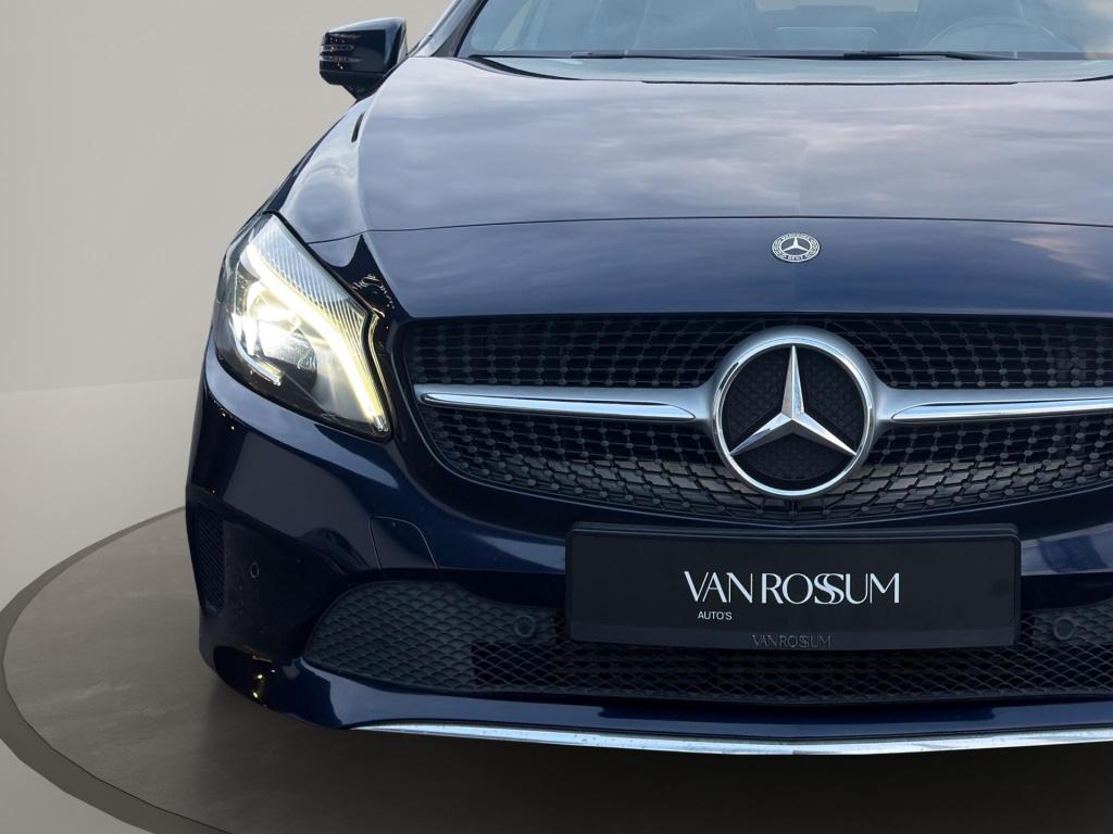 Mercedes-Benz A-Klasse a 180 urban pano automaat stoelverwarming 1e eigenaa