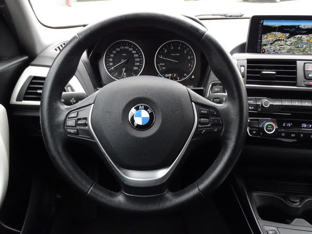 BMW 1 Serie 118i corporate lease essential automaat | led | navi