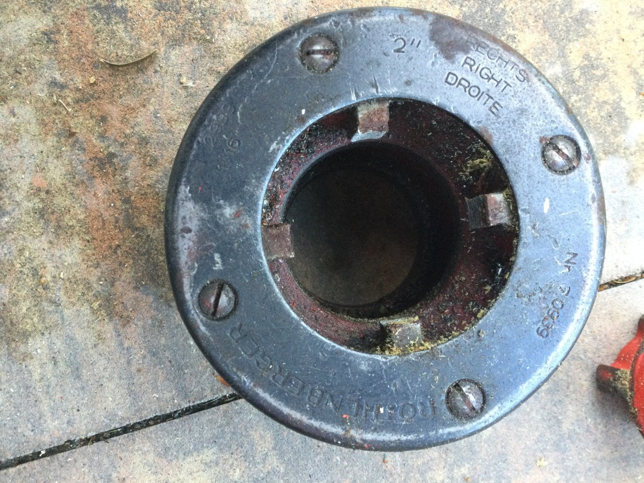 Gereedschap   Draadtapmachine
