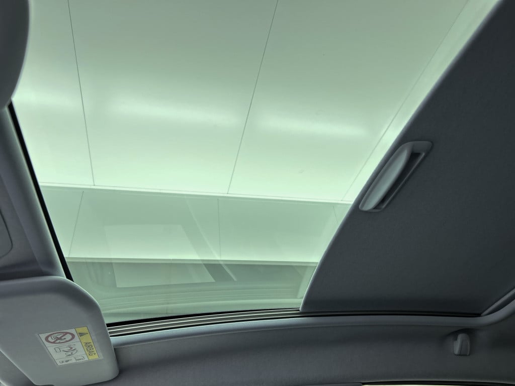 Peugeot 208 110pk automaat allure | rijklaar | panoramadak | navi | achteru
