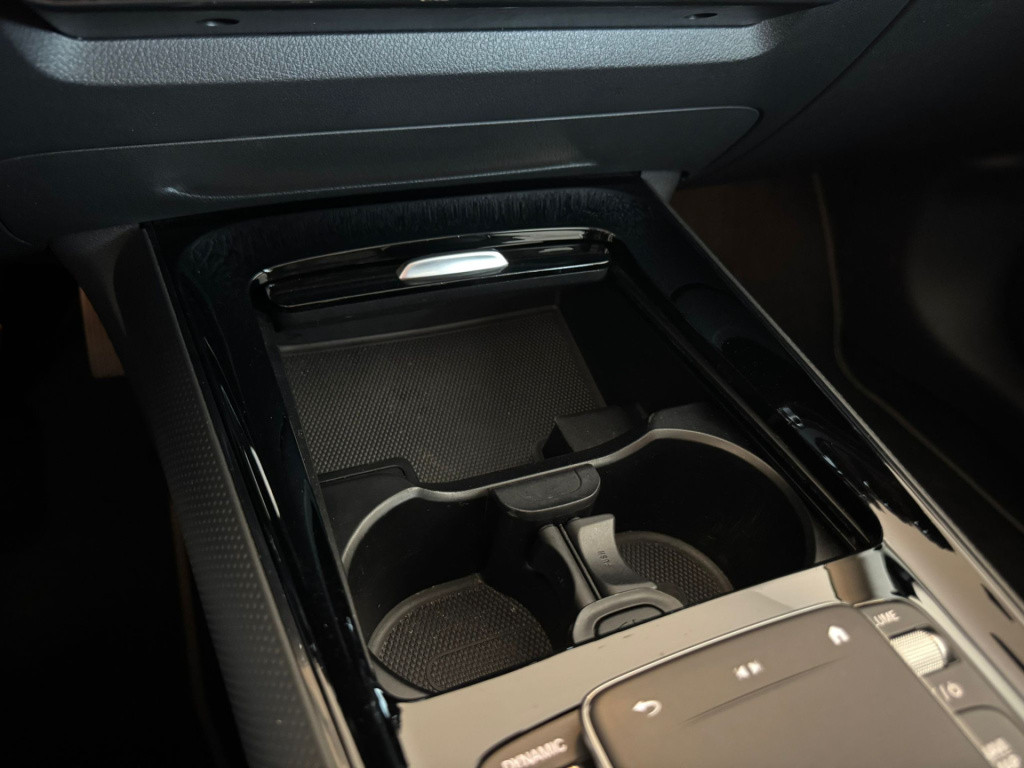 Mercedes-Benz Gla-klasse 180 business solution