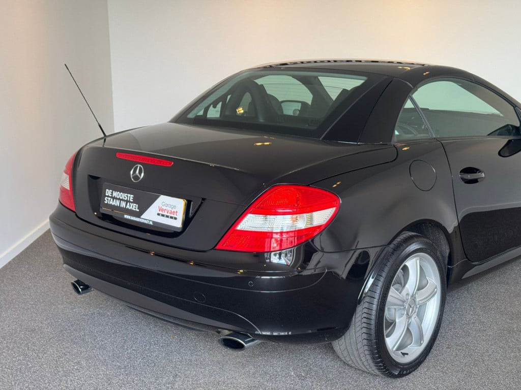 Mercedes-Benz SLK 200 k.