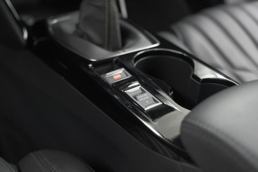 Peugeot 2008 puretech 130 gt pack | leer-pakket | camera | dodehoekdetectie