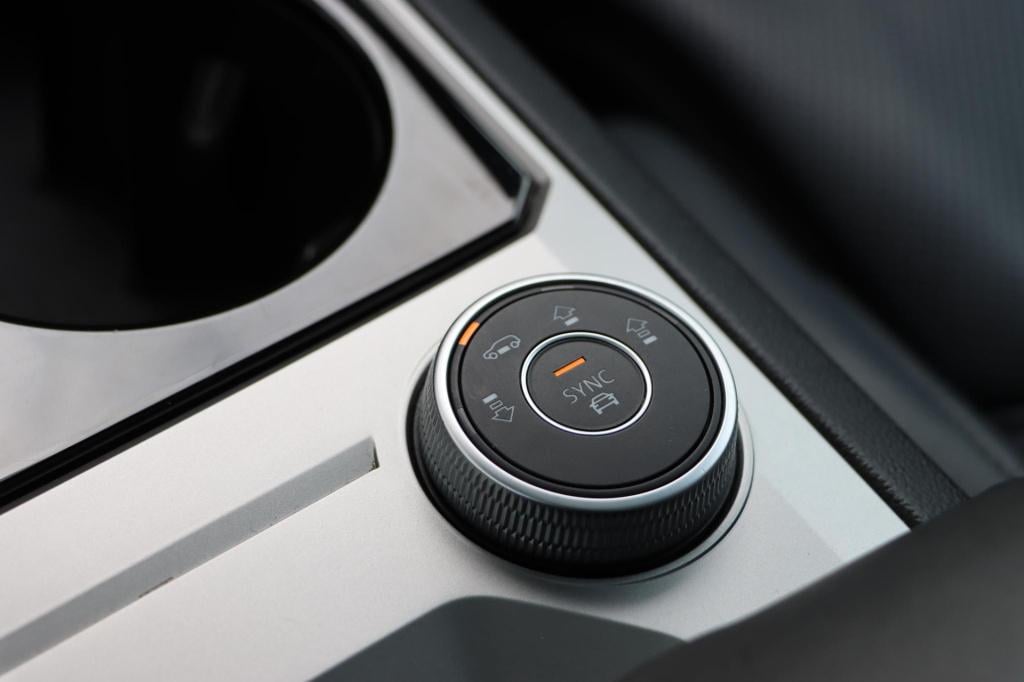 Volkswagen Touareg 3.0 tsi ehybrid 4motion atmosphere 380pk tiptronic