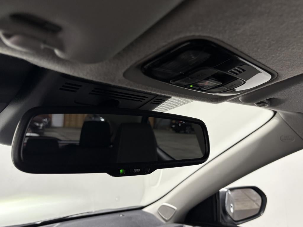 Toyota Yaris 1.5 hyb. 115 first edition | demo |