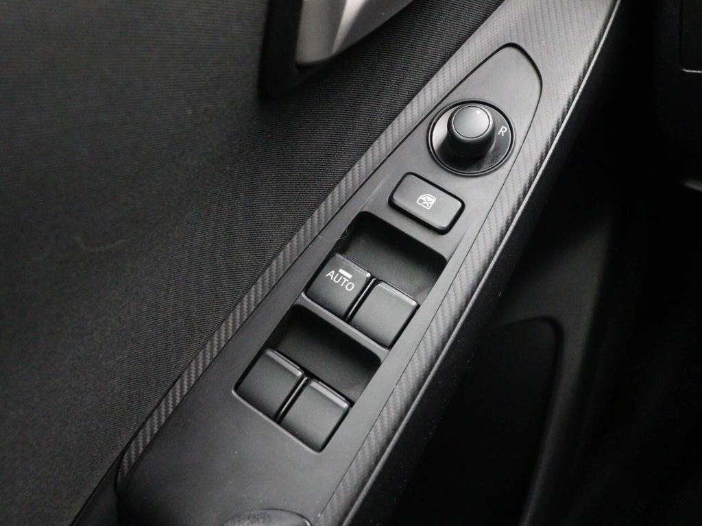 Mazda 2 1.5 skyactiv-g ts+ | navigatie | climate control | parkeer sensoren