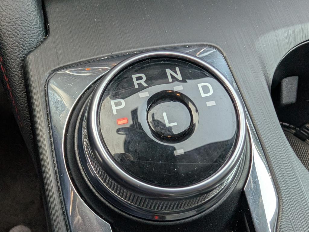 Ford Kuga 2.5 phev e-cvt 225pk st-line x , adaptive cc , panodak , winterpa