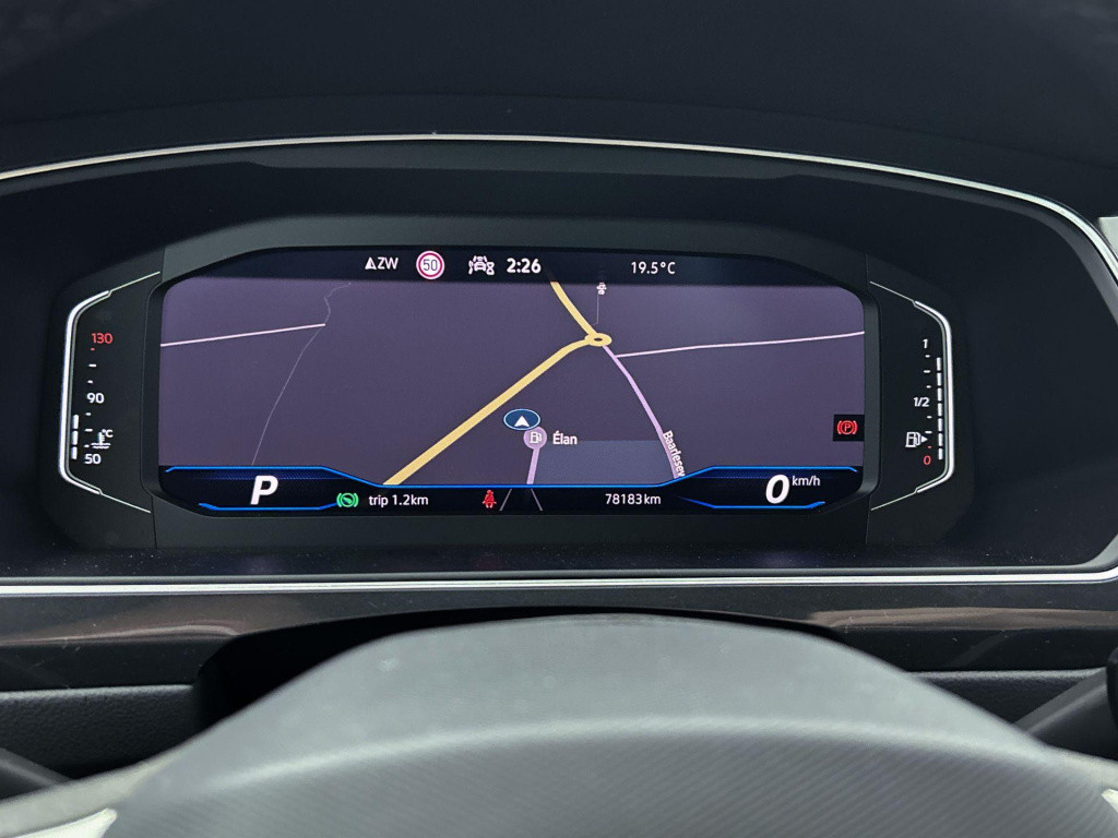 Volkswagen Tiguan 1.5 tsi r-line | automaat | lmv | panorama dak | climate 