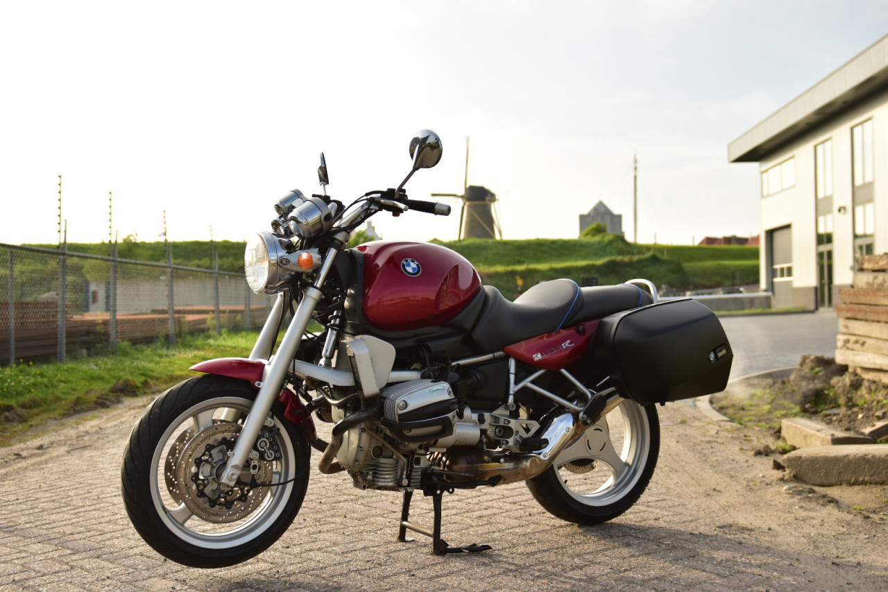 BMW R1100 R (2001)