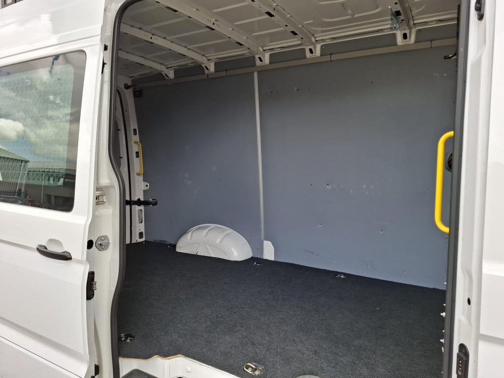 Volkswagen Crafter 35 2.0 tdi l3h3 highline airco / cruise controle / navi 