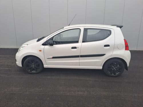 Suzuki Alto 1.0 celebration wit metallic