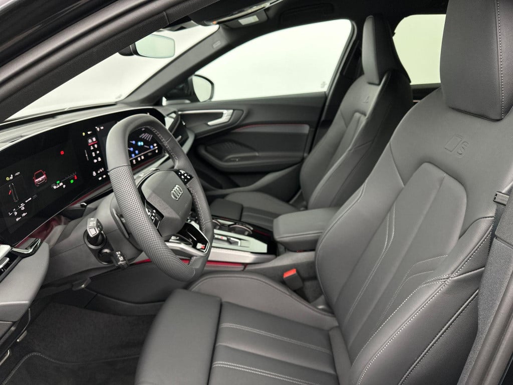 Audi A5 avant s edition 2.0 tfsi e 220 kw / 299 pk avant 7 versn