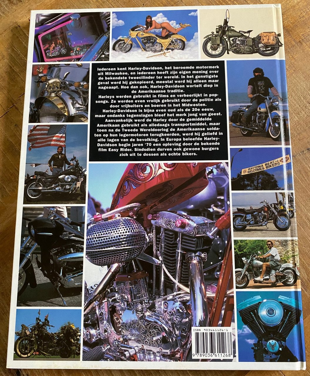 1001 Harley Davidsons Auteur Erick Courly 1996 Nederlandse editie