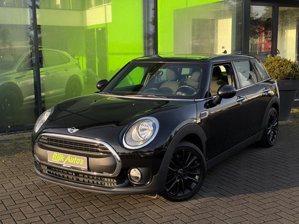 Mini Clubman mini 1.5 one * stoelverwarming * pdc * navigatie