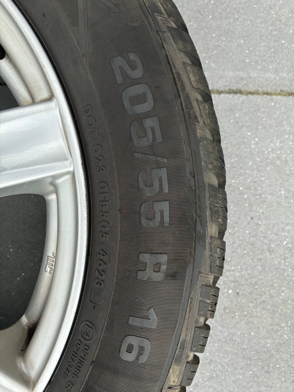 Vredestein winterbanden met lm velgen - 205/55/16
