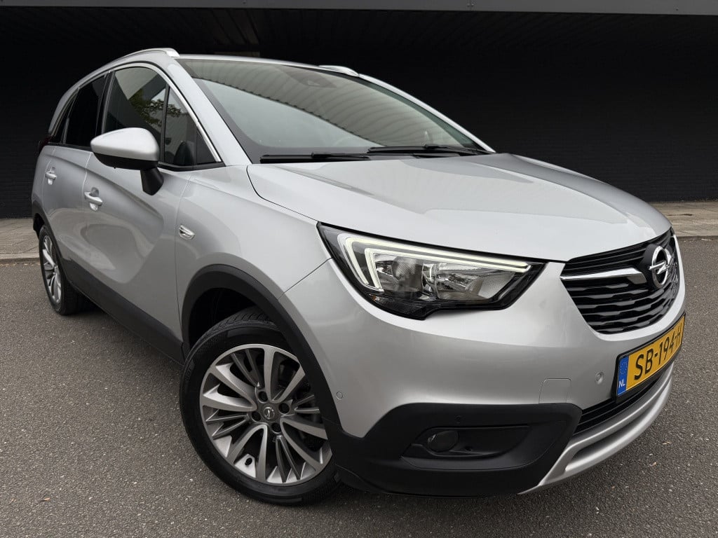 Opel Crossland X 1.2 t. innovation // 22.000km origineel nl //