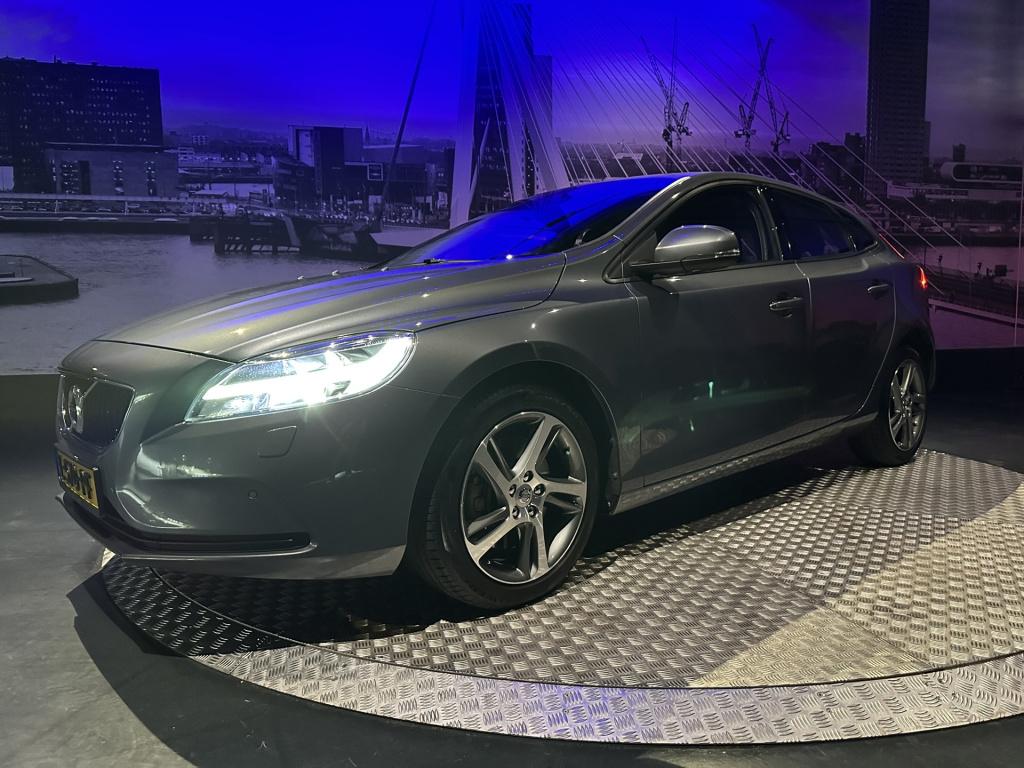 Volvo V40 1.5 t2 inscription *clima*navi*camera*