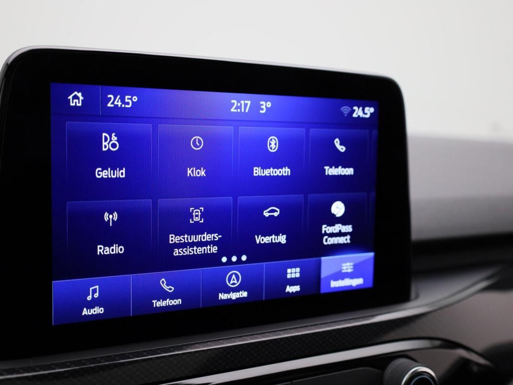 Ford Kuga 2.5 phev st-line x | panoramadak | trekhaak | winter pack | apple