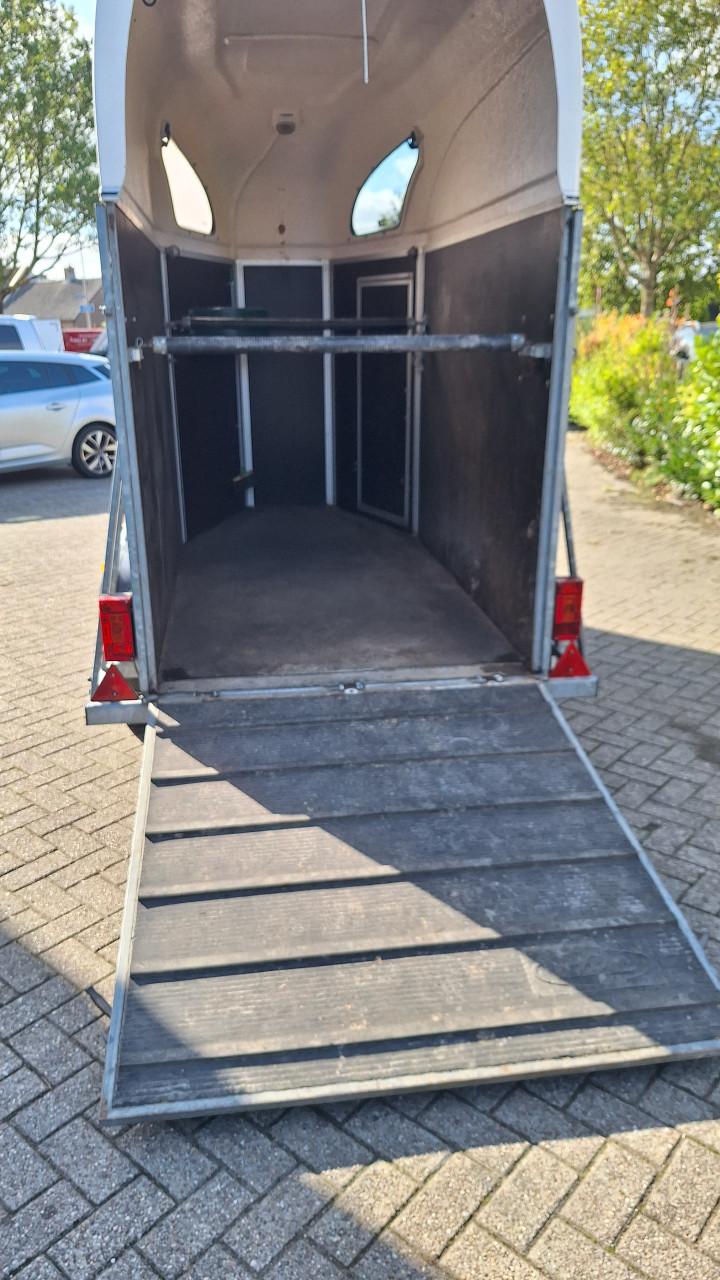 Atec paardentrailer.