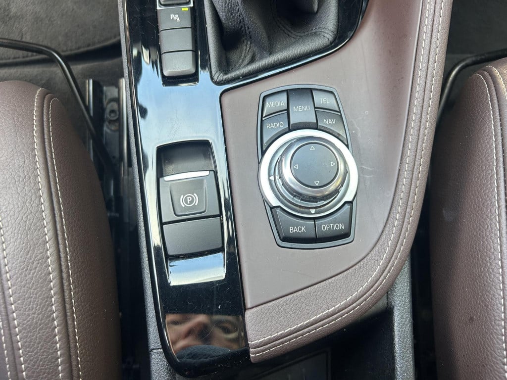 BMW X1 sdrive18i centennial high executive automaat