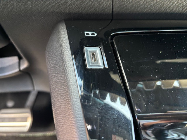 Peugeot 208 gt pack ev 50kwh 136pk 3-fase navigatie | apple carplay & andro