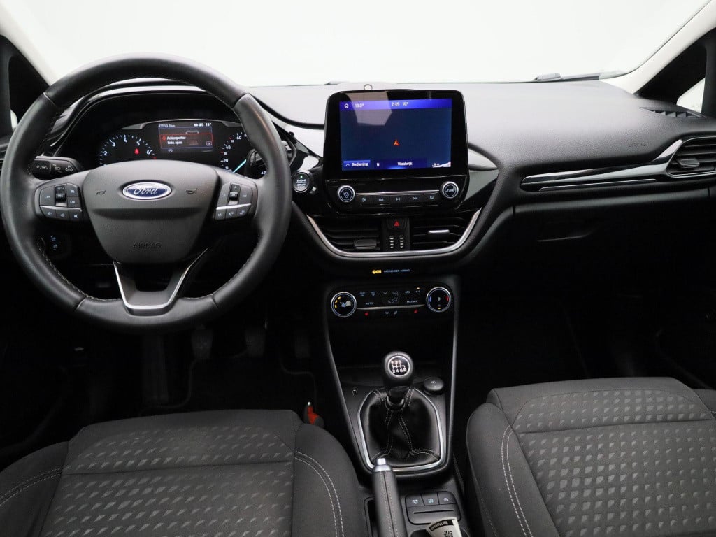Ford Fiesta 1.0 ecoboost titanium x | lmv | parkeer sensoren | navigatie | 