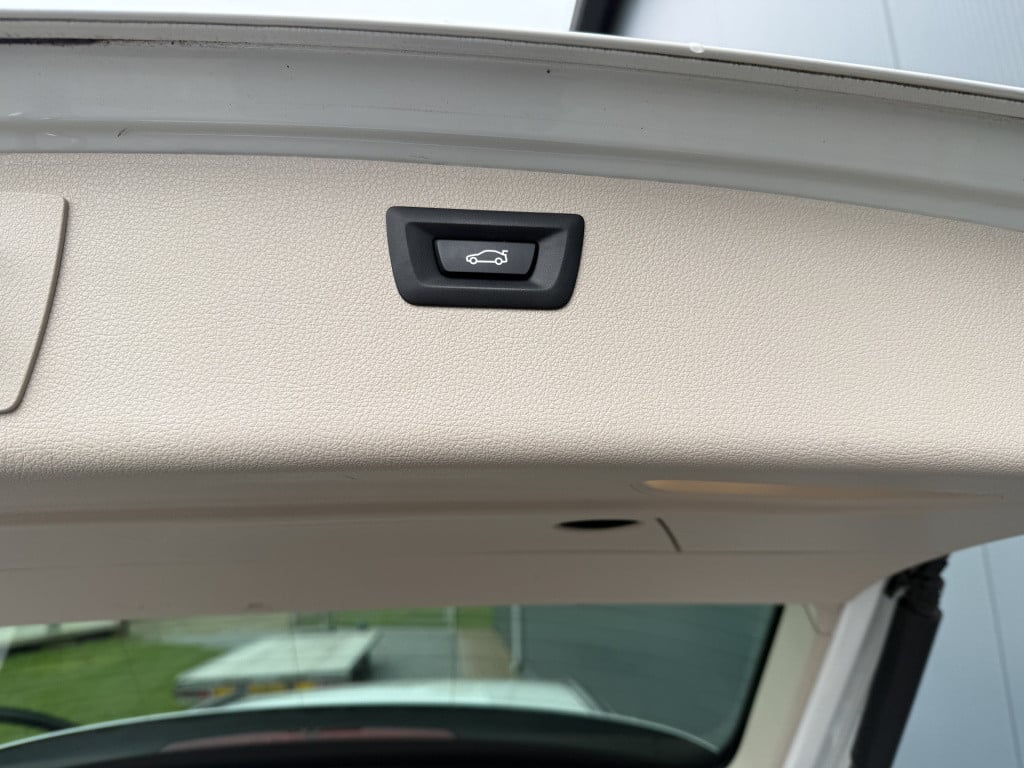 BMW 3-serie touring 318i automaat high executive sportline