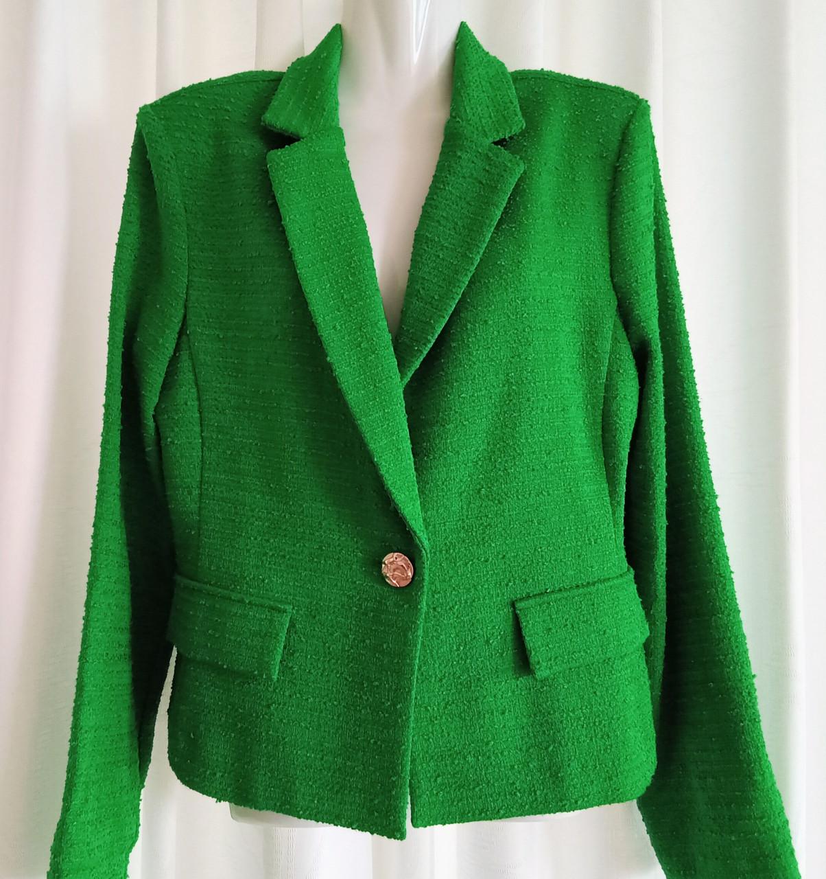 Nieuw prachtig groen jasje van Joseph Ribkoff  Maat 38
