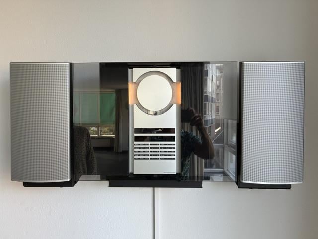 Bang & Olufsen (B&O) Beosystem radio-cd