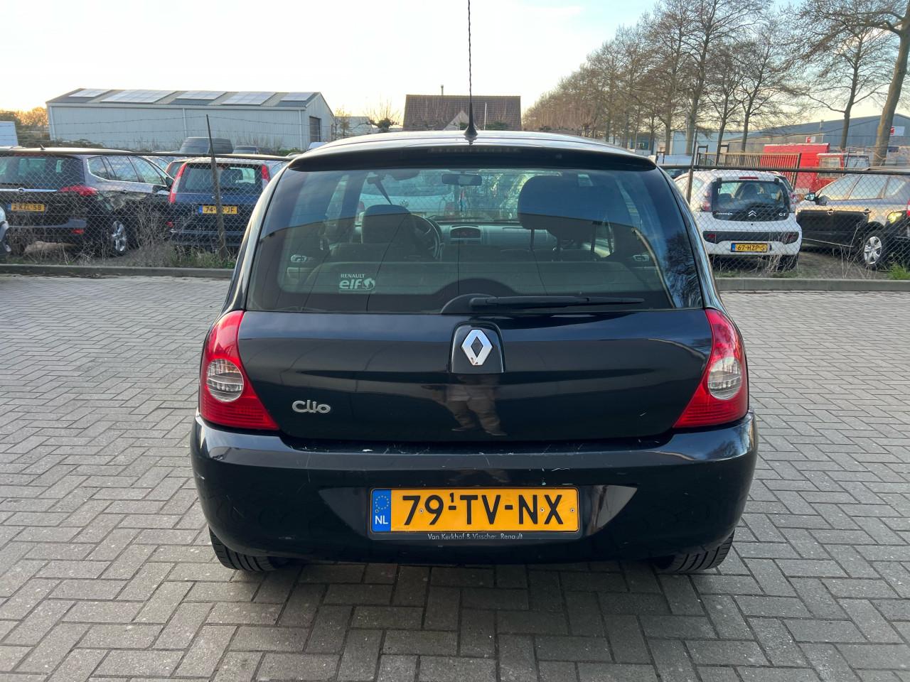 Renault Clio 1.2-16V Campus 137.667KM Jaar Apk