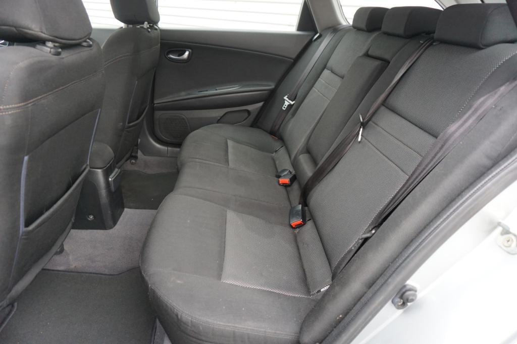 Nissan Primera estate 1.8 tekna airco / navi / elektr. ramen / camera / nap