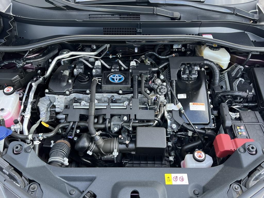 Toyota C-hr 1.8 hybrid executive