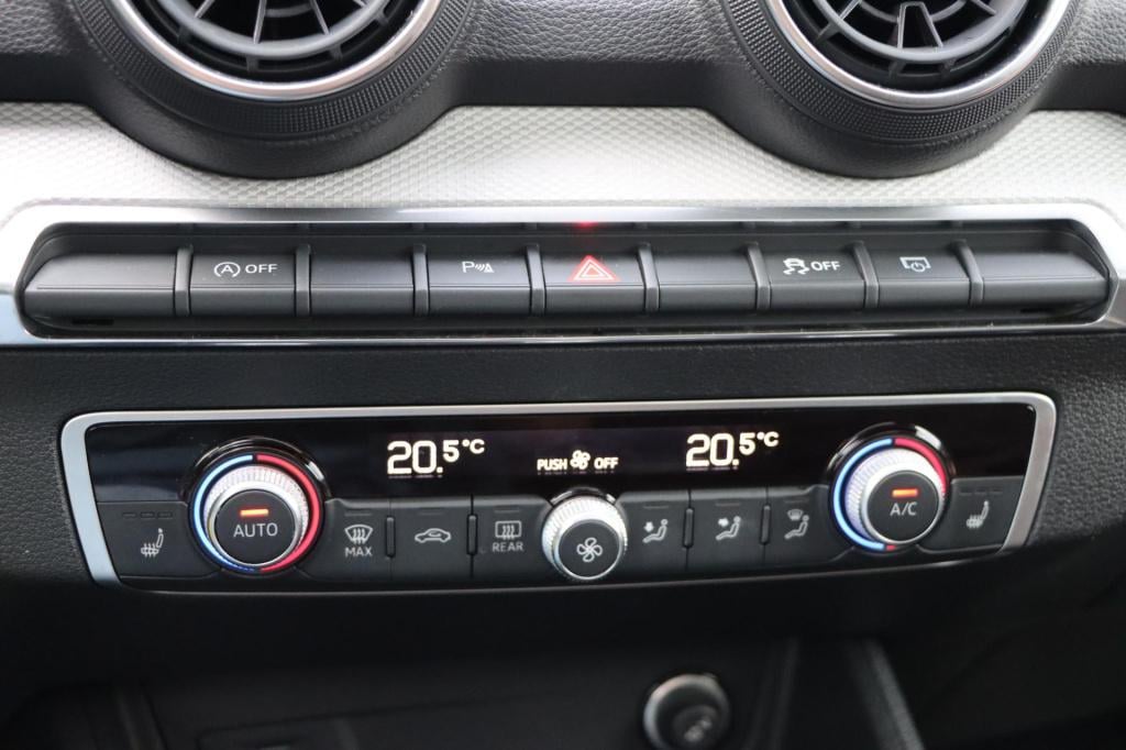 Audi Q2 35 tfsi s edition 150pk s-tronic | panoramadak