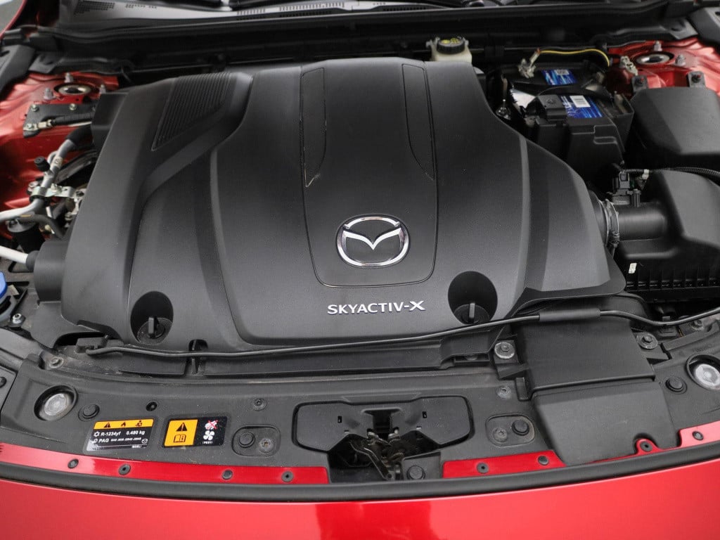 Mazda 3 2.0 e-skyactiv-x luxury | automaat | schuif dak | 360 camera | appl