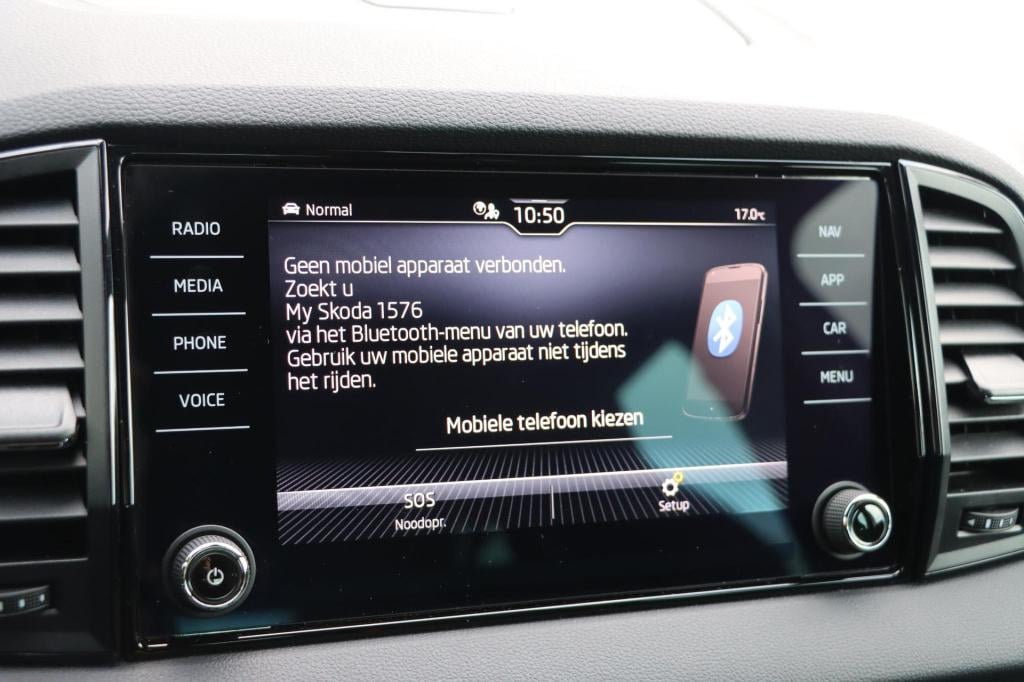 Skoda Karoq 1.5 tsi sportline 150pk dsg7 voor+achterbankverwarming | stuurv