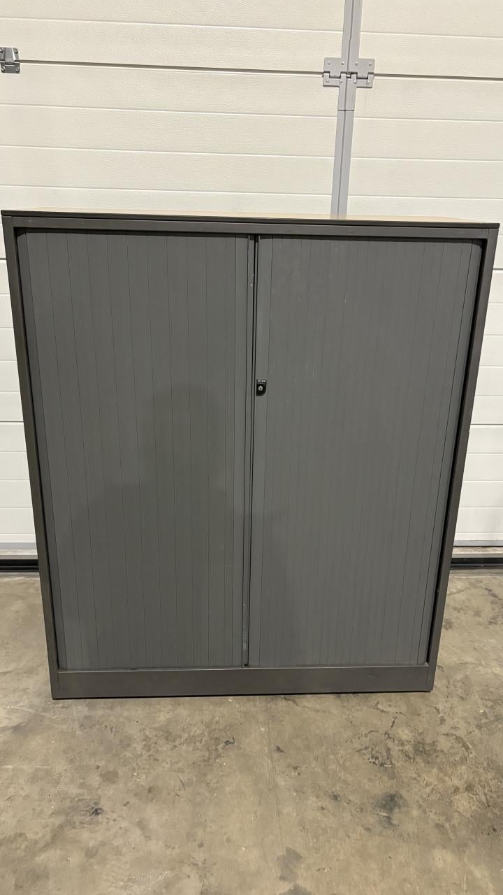 Stalen kast ahrend roldeurkast