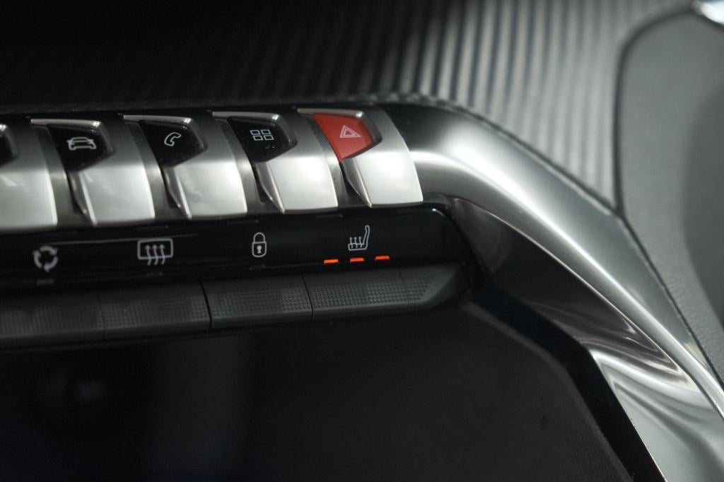 Peugeot 3008 1.6 hybrid 225 blue lease allure | camera | dodehoekdetectie |
