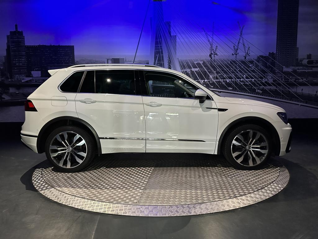 Volkswagen Tiguan 2.0 tsi 4motion highline business r *360camera*appconnect